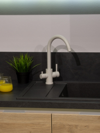 Смеситель для кухни Osgard GRON PLUS с переключением на питьевую воду, с выделенным каналом